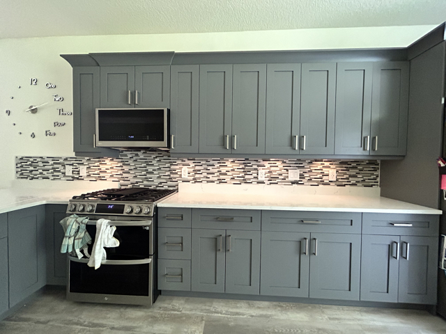 Kitchen After Backsplash 